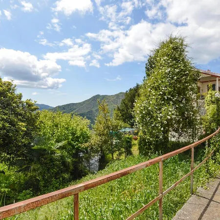 Gorgeous In With Kitchen Holiday home *